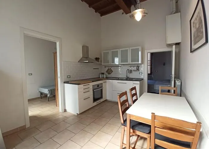 The King's House Apartament *